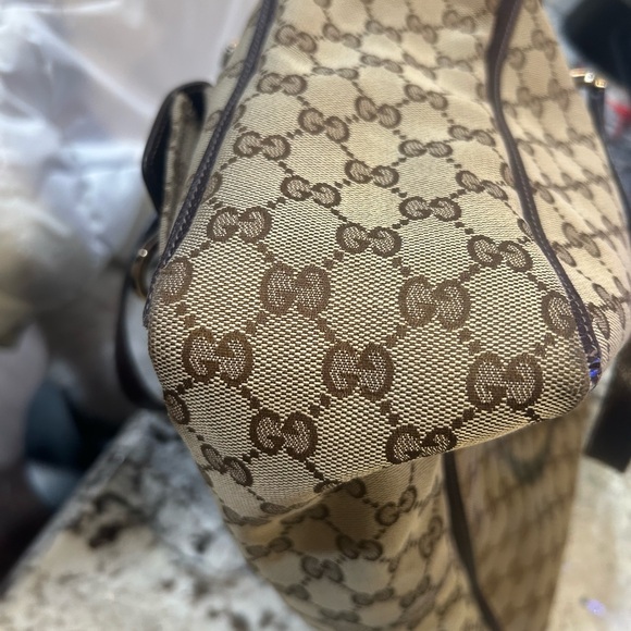 Gucci Tan and Brown Monogram Shoulder Bag - Picture 16 of 16